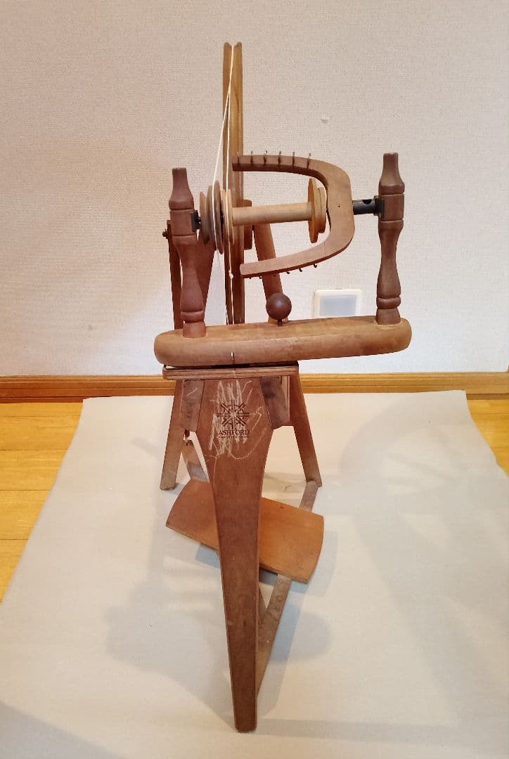 アシュフォード社 トラディショナル（ダブルドライブ）紡毛機 紡ぎ車