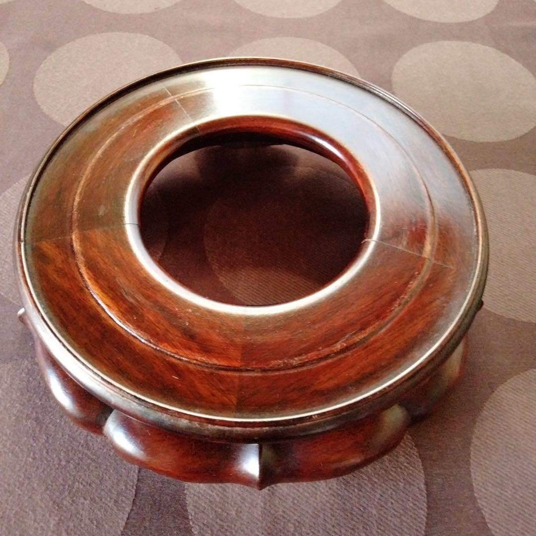 陶磁器大器を乗せる安定した鑑賞台蓮華台座最高級天然唐木細工精製高級感のあるもの