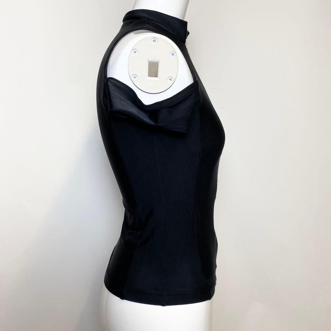 FOTUS フェトウス　オフショルダー　トップス　ジップ