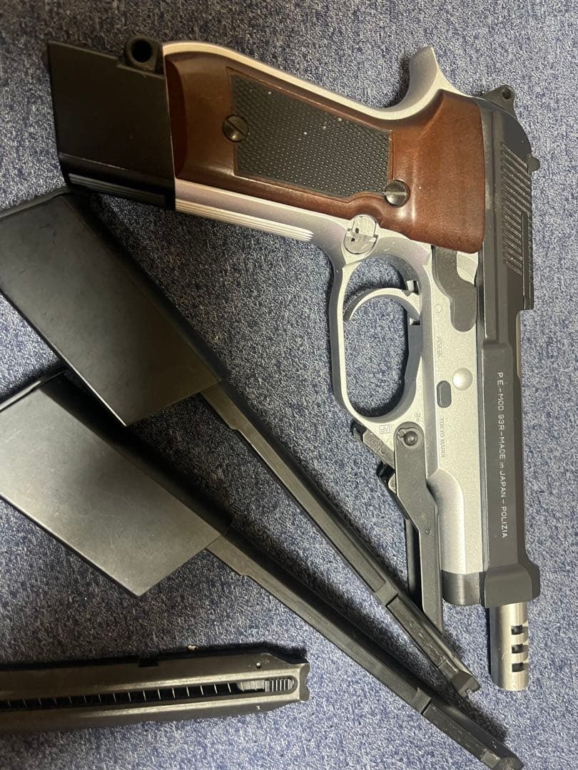 東京マルイ　M93R 電動ハンドガン　 バイオウェスカーモデル塗装　マガジン3本