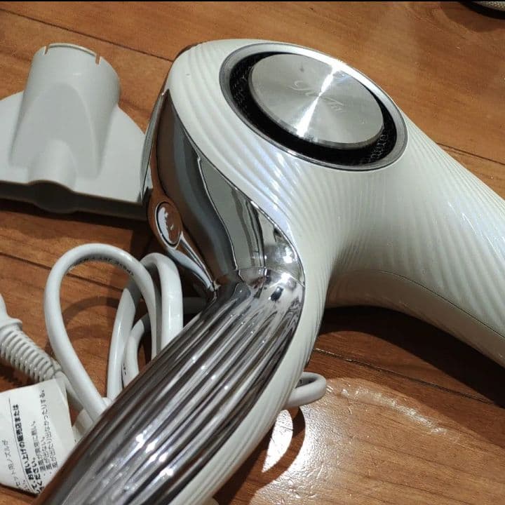 ReFa リファ ホワイト リファビューテック ドライヤープロ　RE-AJ02A