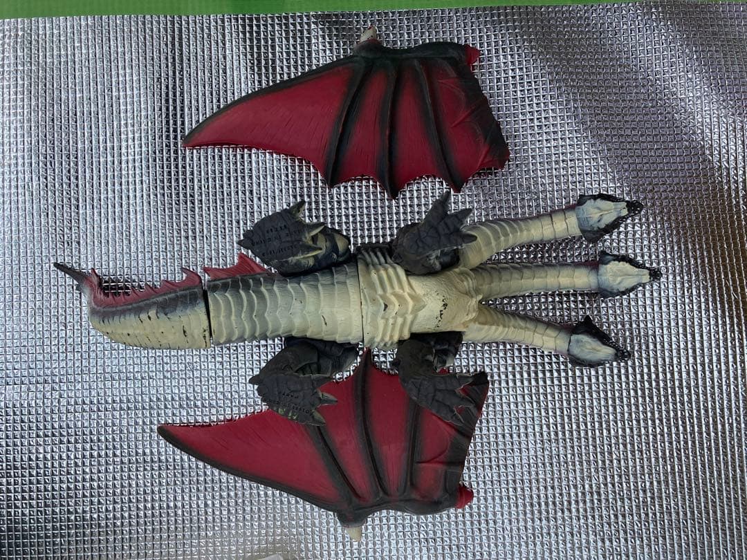 三頭龍 フィギュア 黒と赤 約30cm