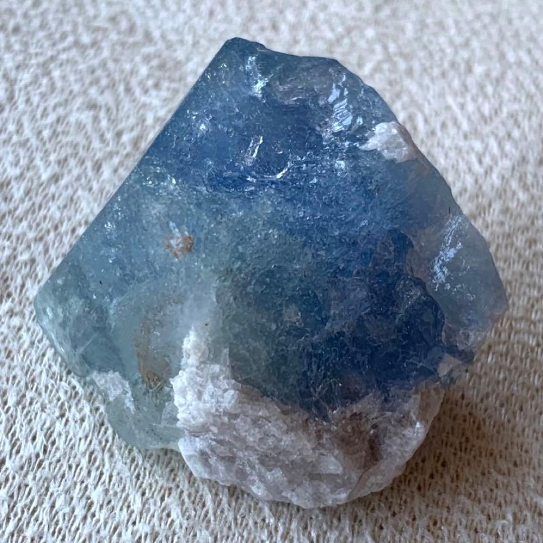 バイカラーベリル原石15/青紫み多め穴あき