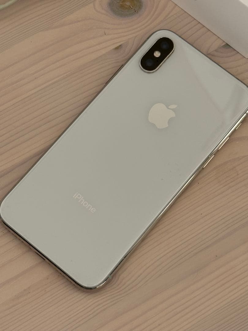 携帯電話本体 iPhone X 64GB