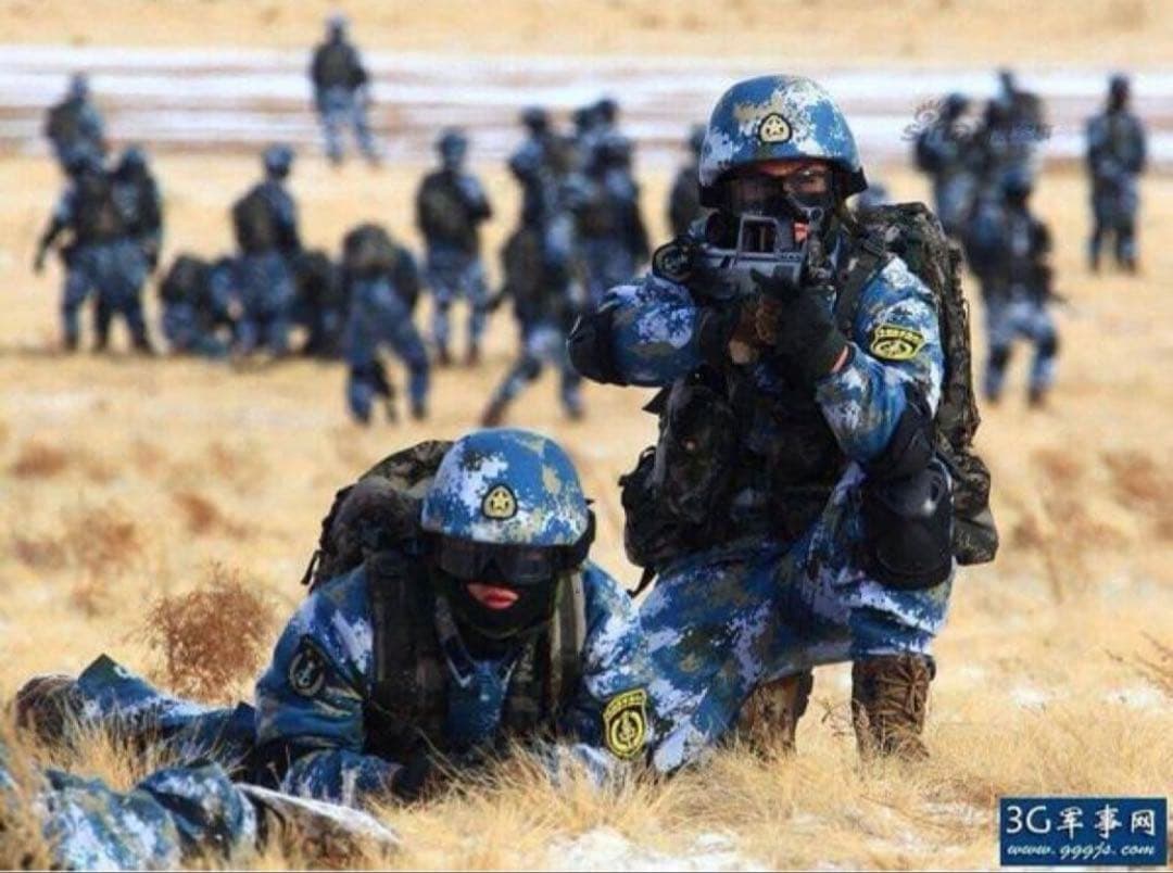 あ*ち様 【新品実物】中国解放軍　海軍　07式 作戦冬服　ズボン　サイズ更新中