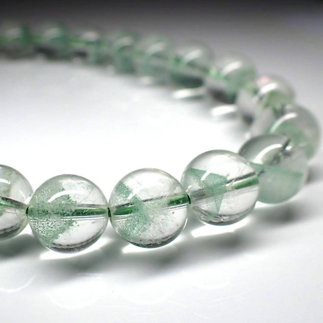 【マダガスカル産】フックサイトインクォーツ(グリーンファントム)