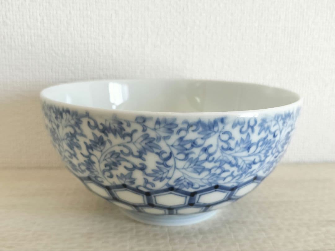 古伊万里　萩唐草　亀甲文向付・汲み出し茶碗