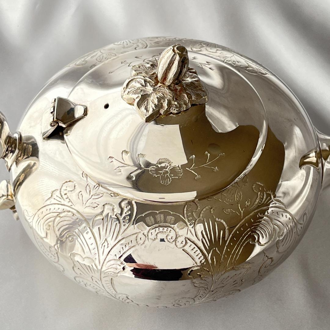 【英国】 ビクトリアンのティーセット 3点【シルバープレート】ティーポット