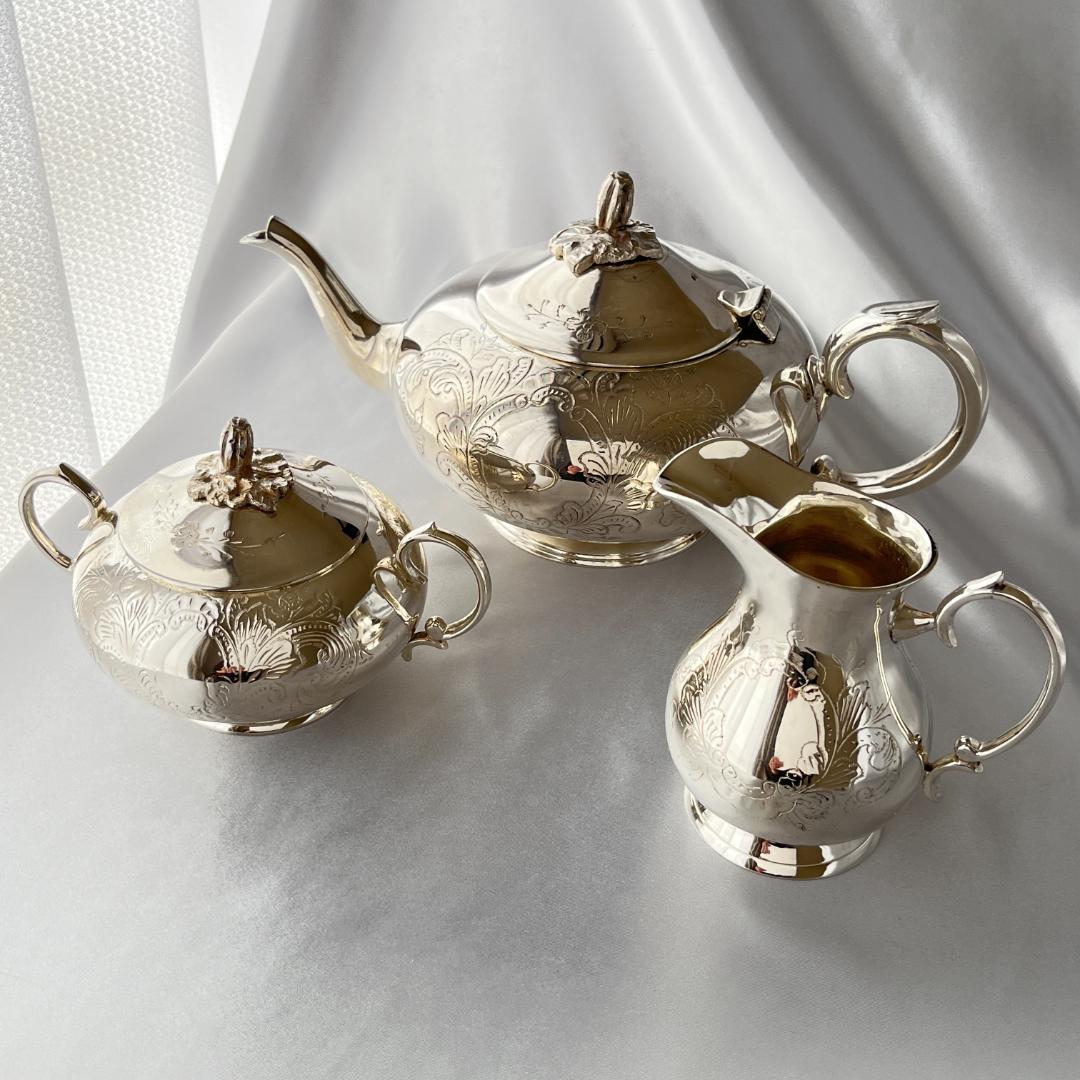 【英国】 ビクトリアンのティーセット 3点【シルバープレート】ティーポット