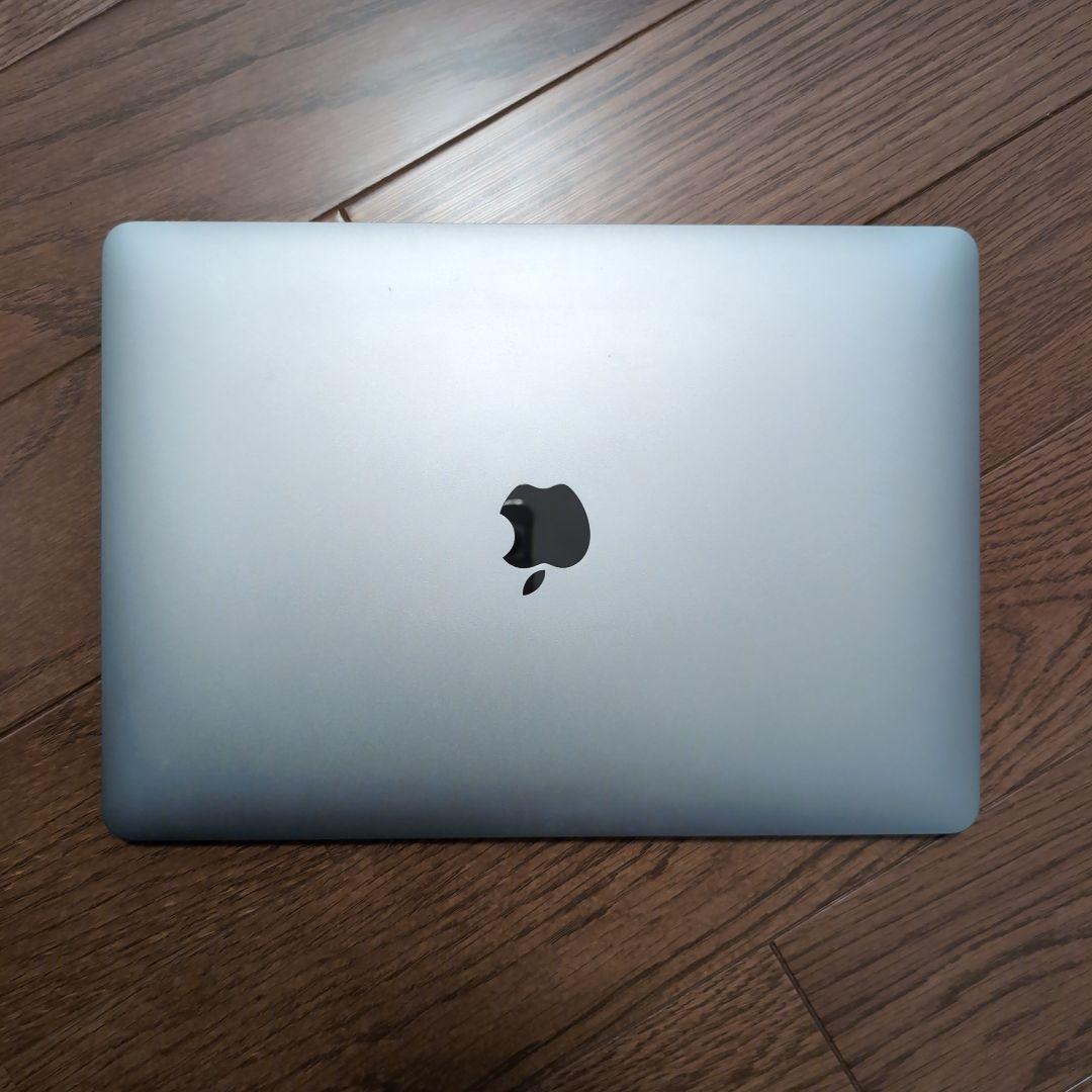 【ミヤ】Apple MacBook本体 充電器付き