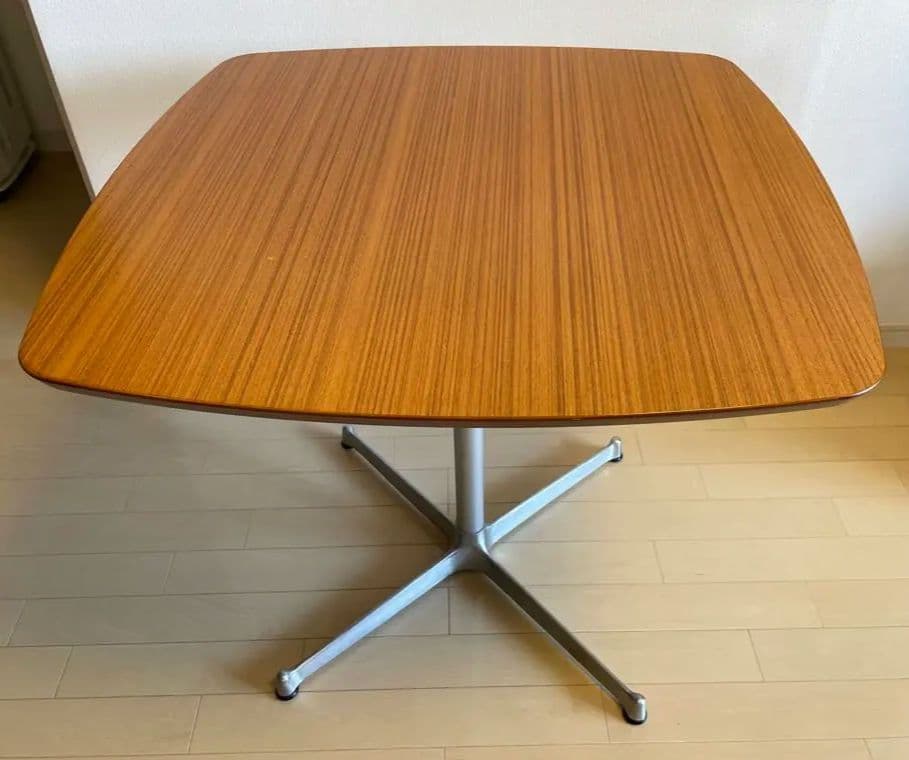 MOMO natural カフェテーブル　高さ62cm