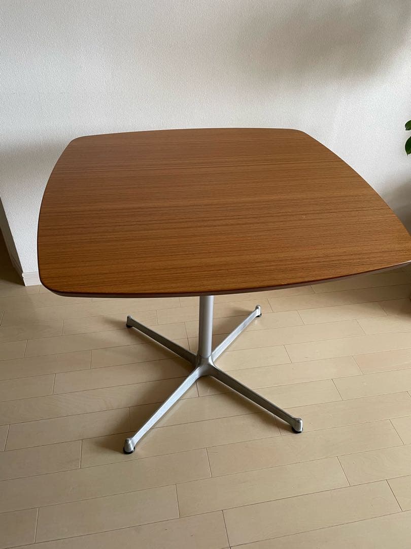 MOMO natural カフェテーブル　高さ62cm