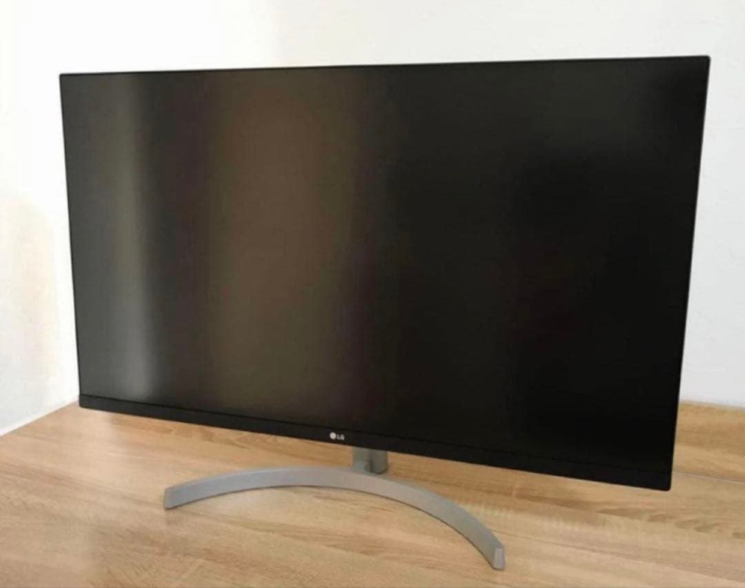 LG 4Kモニター 32UP550N-W 31.5インチ