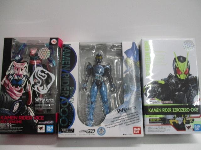 【未開封】仮面ライダーシリーズ　フィギュア　大量セット