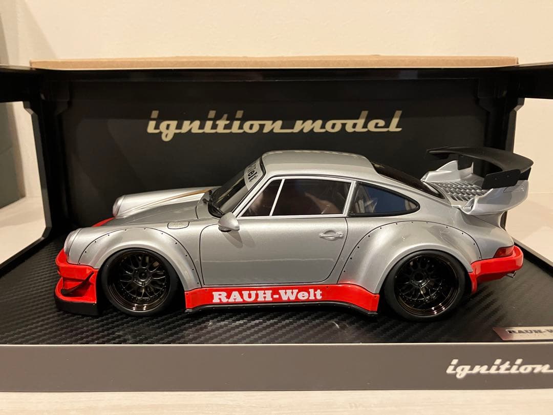 美品　1/18 IGモデル ポルシェ RWB 930