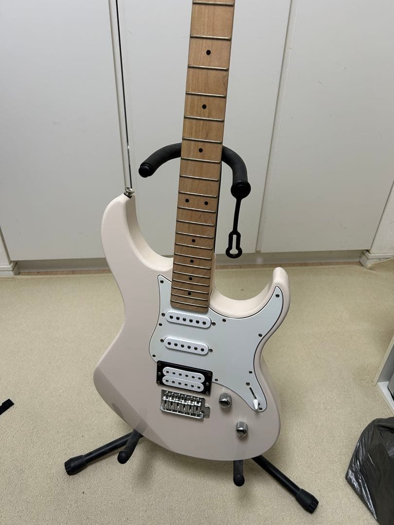 ヤマハ　Pacifica 112VM　ホワイト　エレキギター　付属品　付き