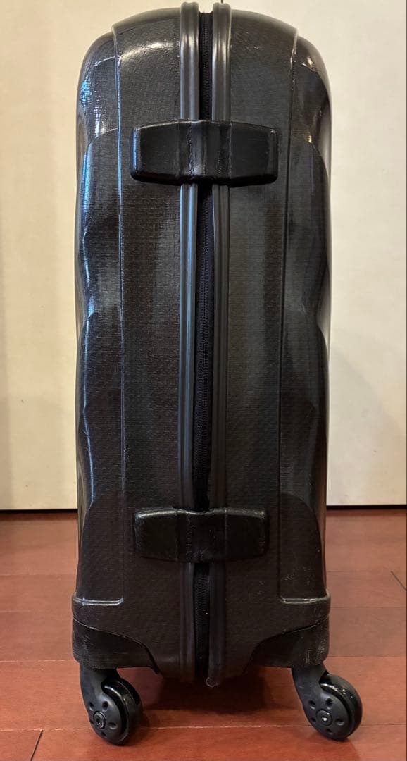 サムソナイト コスモライト 36L 黒 機内持込可