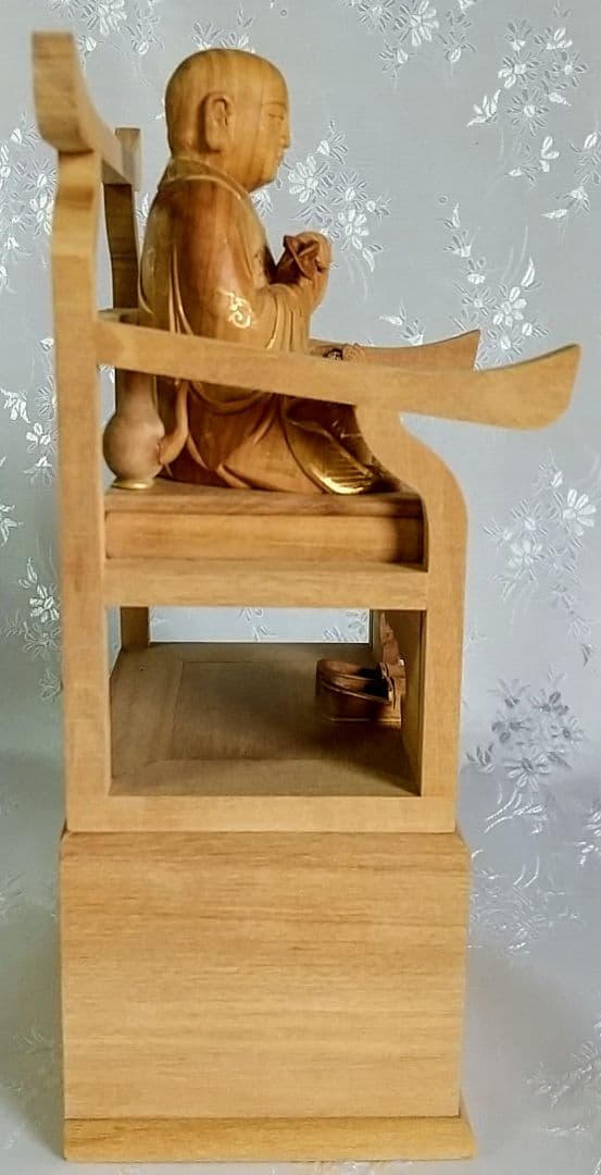 弘法大師坐像 空海 お大師さま 2.5寸#027 ◆白檀 木彫 仏像