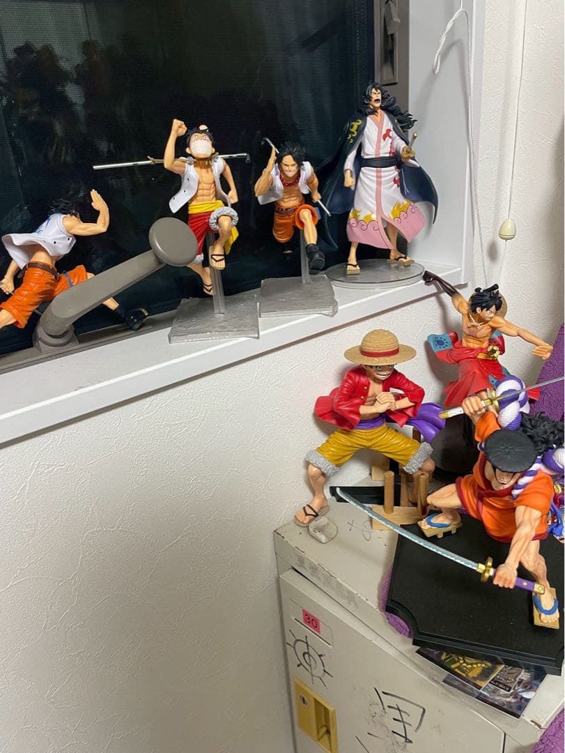 ワンピース　ドラゴンボール フィギュア コレクション　60体　まとめ売り　激安