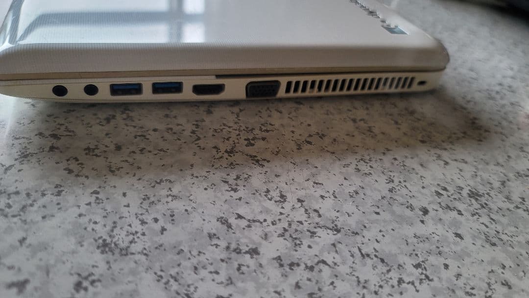 dynabook T653/57JWS 2013年 夏モデル ノートパソコン