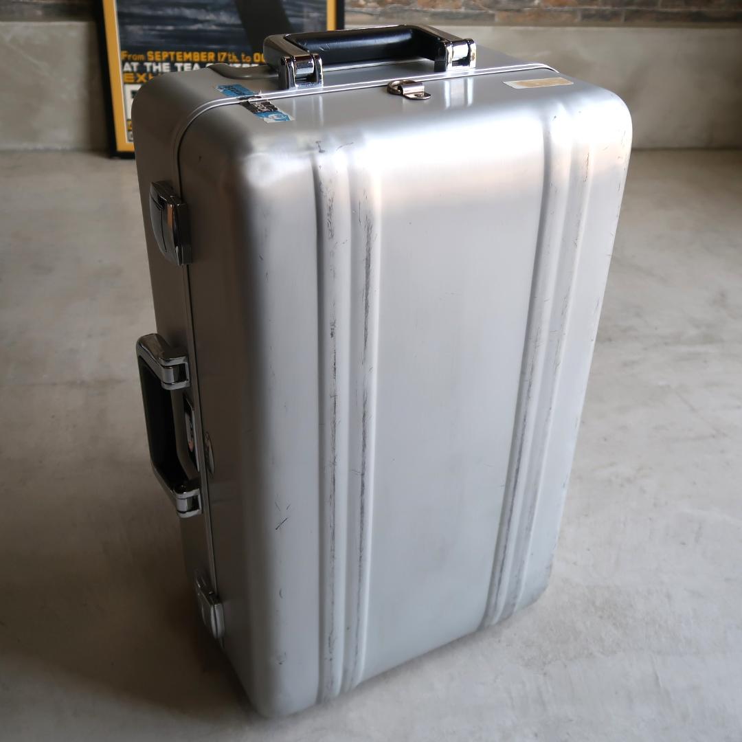 ゼロハリバートン ZERO HALLIBURTON スーツケース ZR21