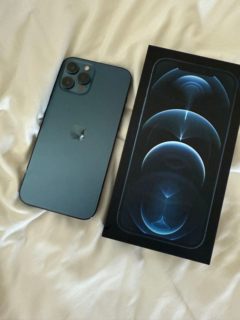 Apple iPhone 12 Pro max 256GB 本体