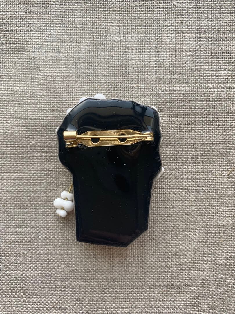 n*o様 オートクチュールビーズ刺繍　ポップコーンブローチ