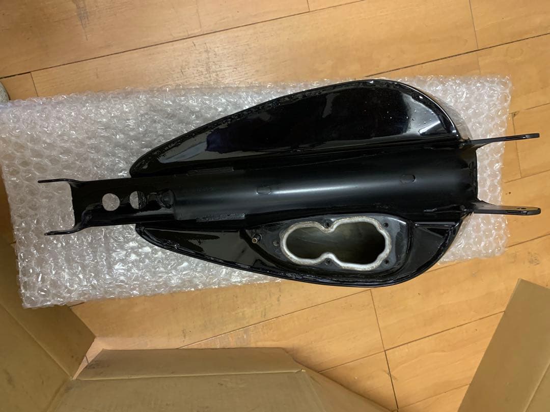 《フリーダム》 ハーレー　フォーティーエイトタンク