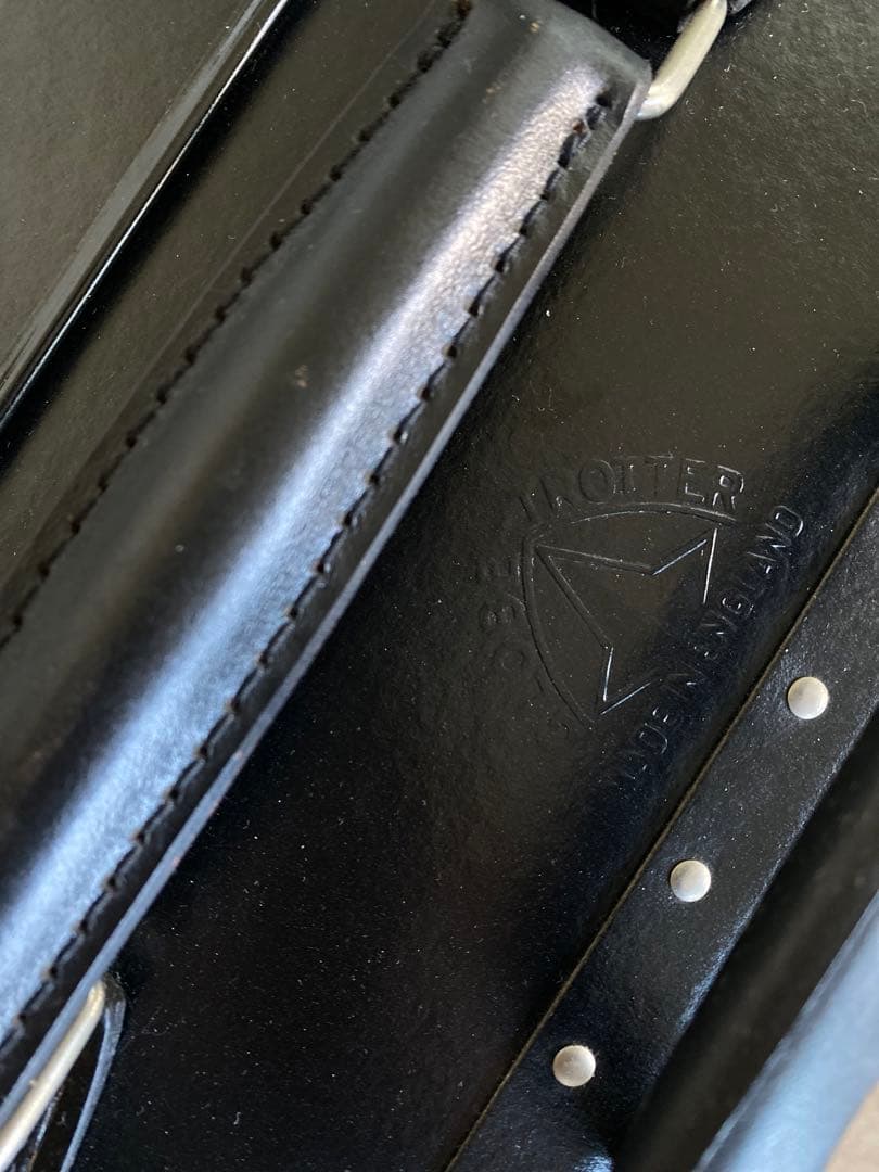 Gen　グローブトロッター　黒　キャリーケース