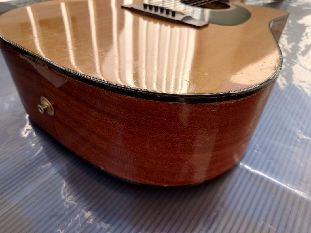 ギターTakamine EG340C エレアコ・クエレクトリック・アコ