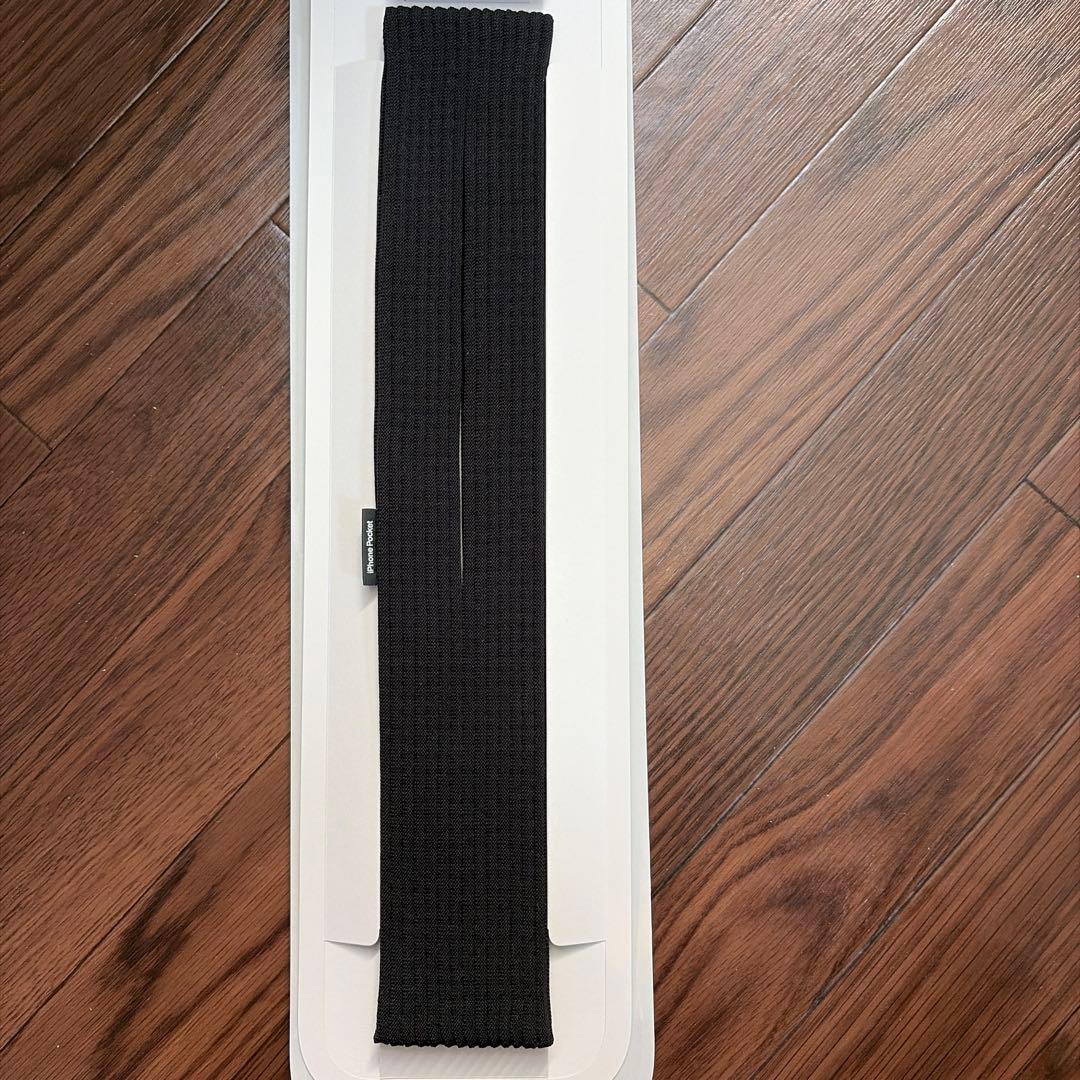 ISSEY MIYAKE iPhone Pocket ショート - ブラック