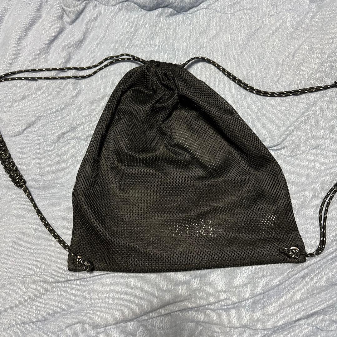 Bless U ナップサック　ブラック