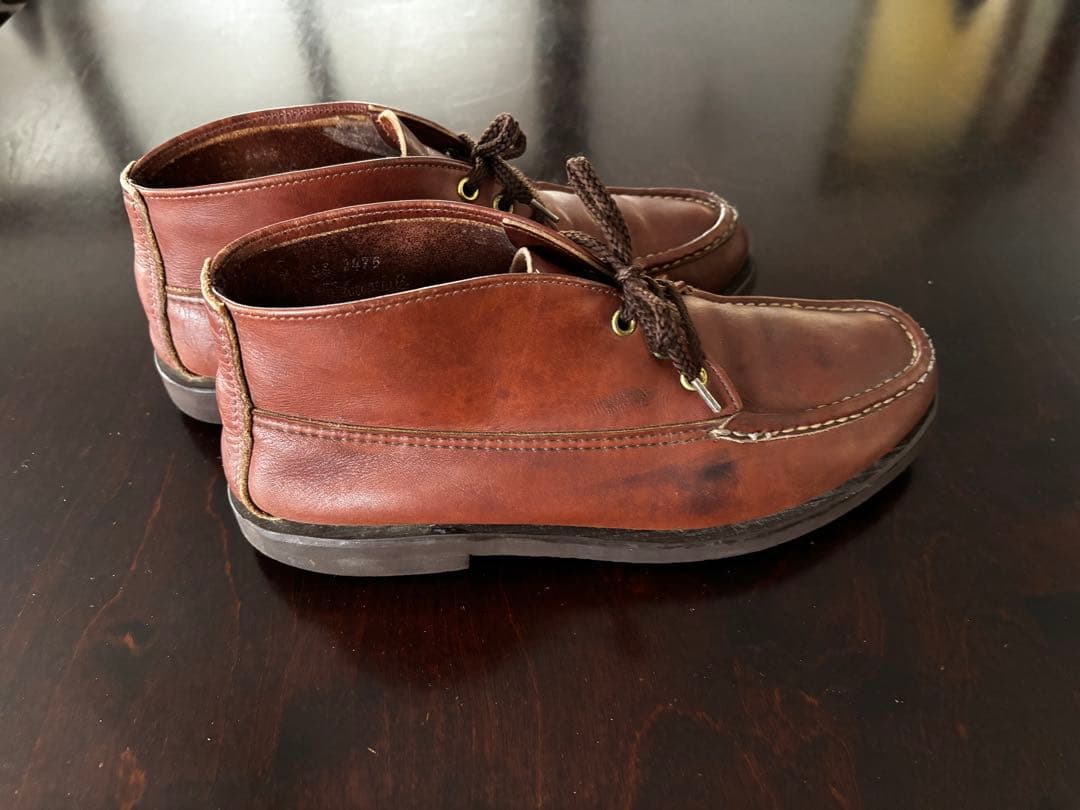 ラッセルモカシン チャッカブーツ