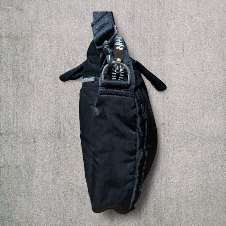 美品 ポーター タンカー 2way ブリーフケース 廃盤品 黒ストラップ付