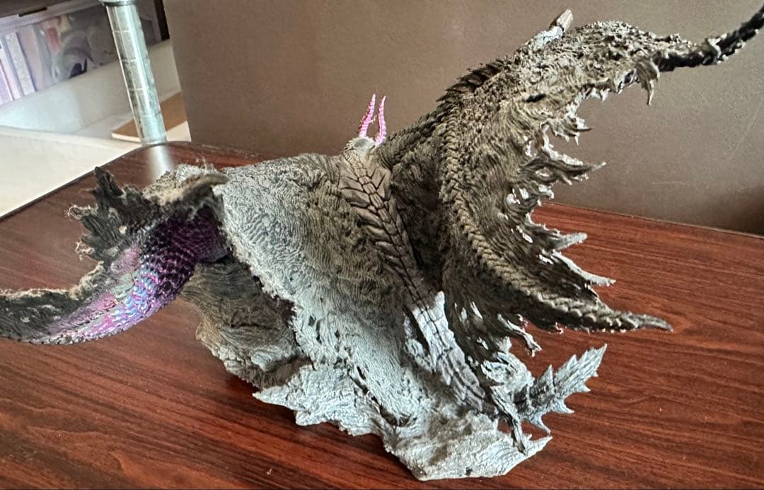 とろろ:クリエイターズモデル 黒蝕竜 ゴア・マガラ 復刻版 フィギュア