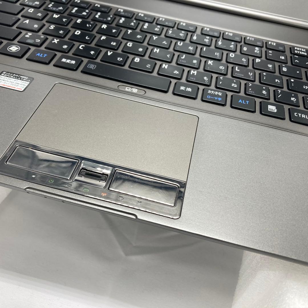 最強Core i7搭載！！バッテリーほぼ新品 高性能ノートパソコン オフィス