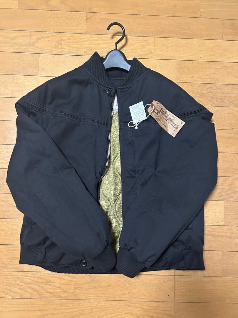 ダービージャケット　ブラック×ゴールド　Ｍカップショルダー