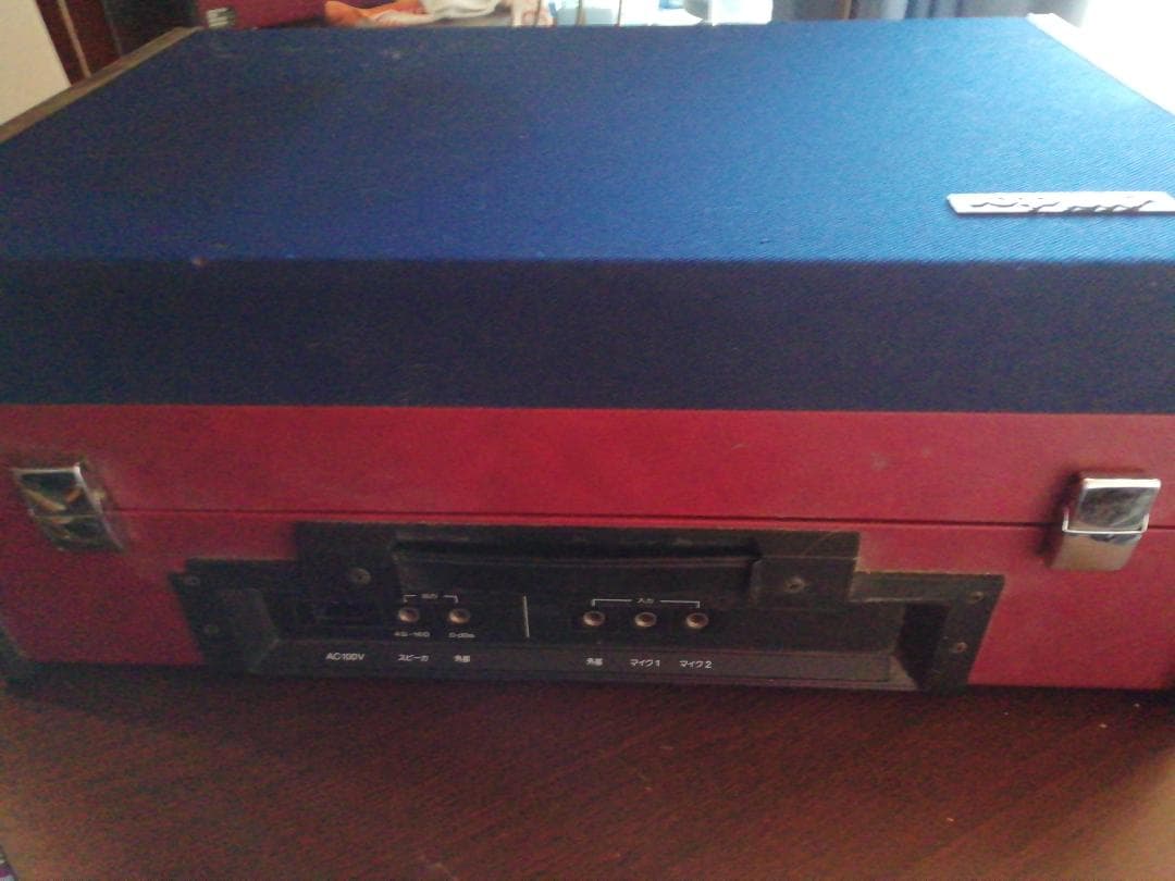 レコード、カセットテープ再生機