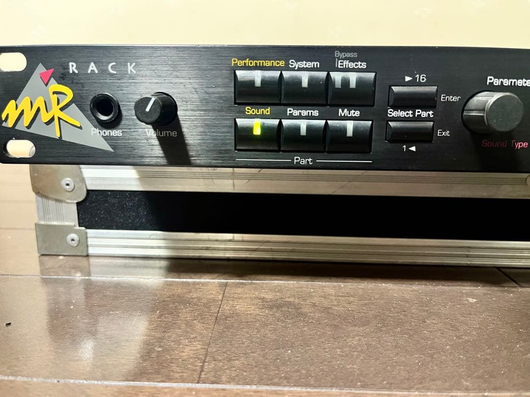 【ENSONIQ MR-Rack】 エンソニック MR-Rack 音源モジュール