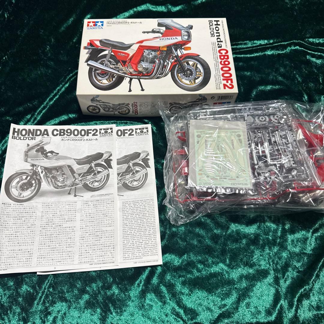 【未組立】ホンダ CB1100R CB750F CB900F2 3点セット