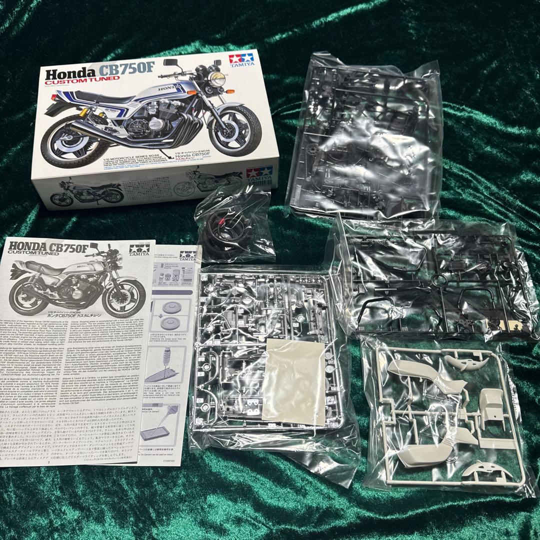 【未組立】ホンダ CB1100R CB750F CB900F2 3点セット