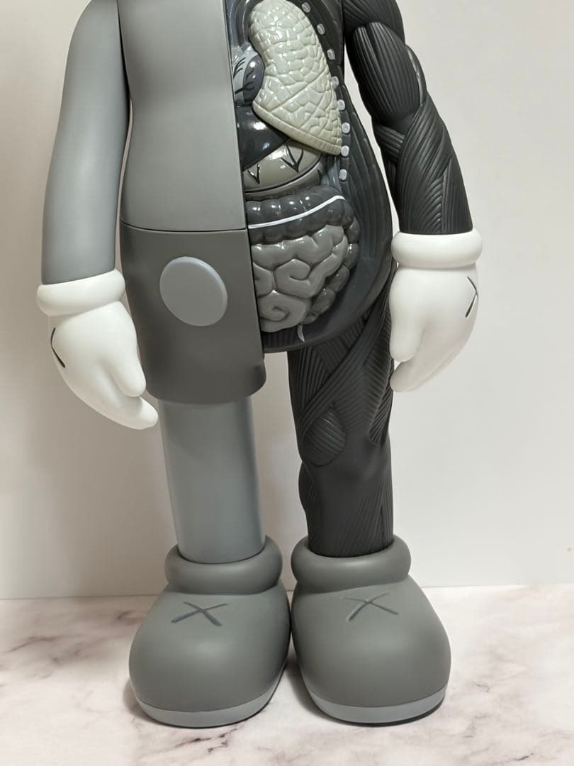 KAWS COMPANION OPEN EDITION 36㎝　人体模型