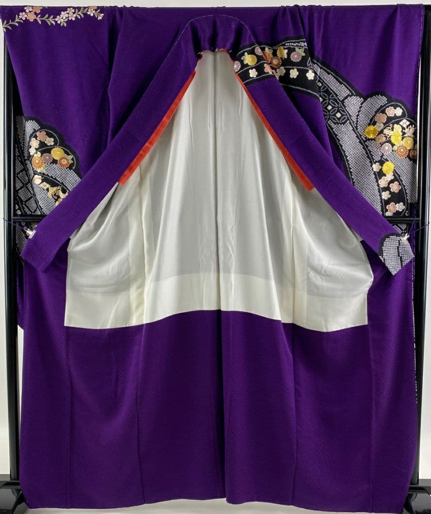 振袖　しつけ付　絞り　金糸　刺繍　成人式　豪華　古典柄　重ね衿付き