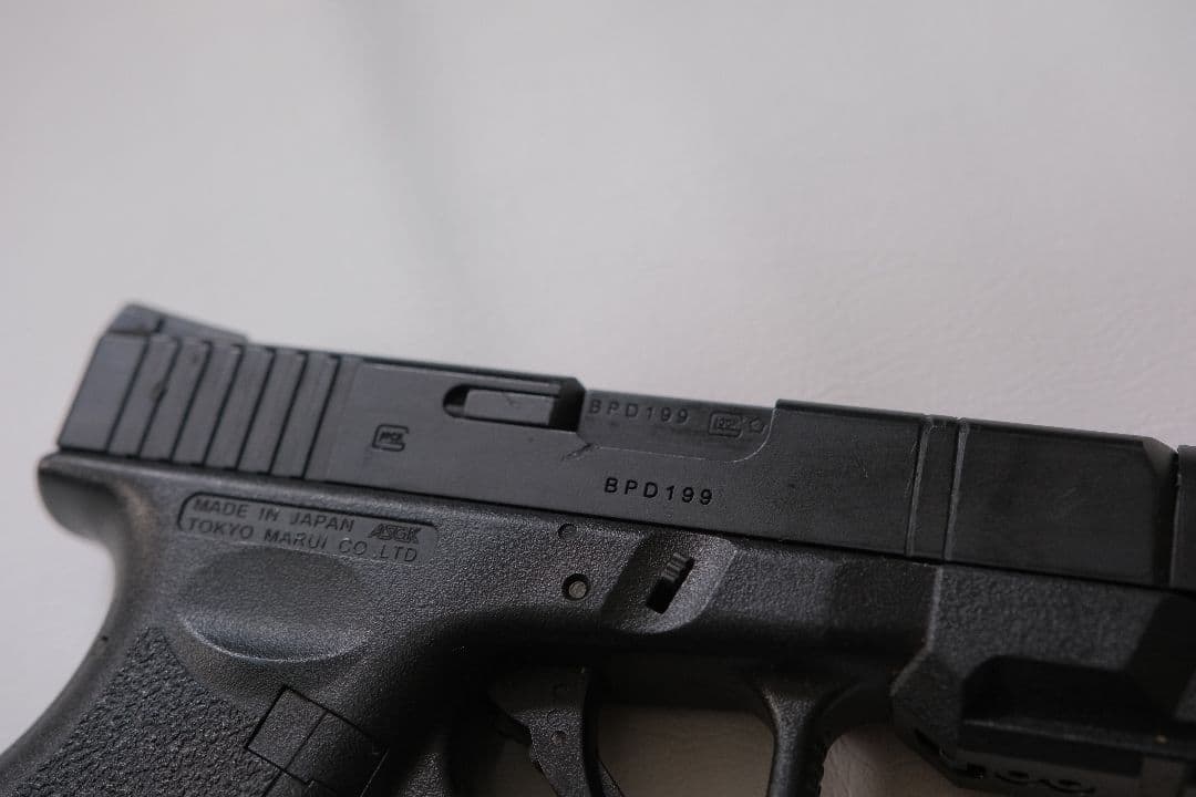 Glock 26 アドバンス ガスガン マガジン2本付き(値下げ)