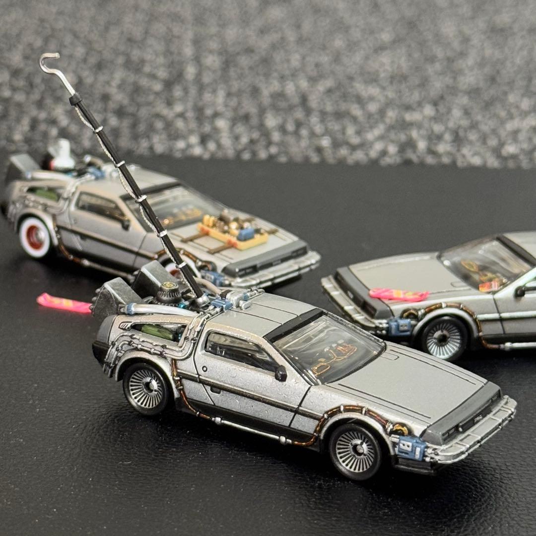 キャラウィール1/64デロリアン カスタムⅠ・Ⅱ・Ⅲ バックトゥザフューチャー