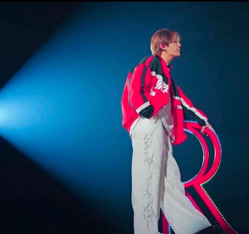 新品★NIKE★WMNS★オーバーサイズ★XS★RED★山田涼介★ABCマート