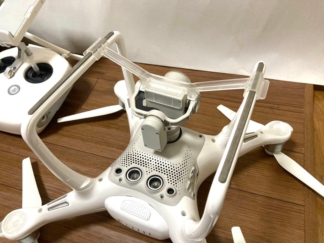 DJI Phantom4 ファントム4 ドローン
