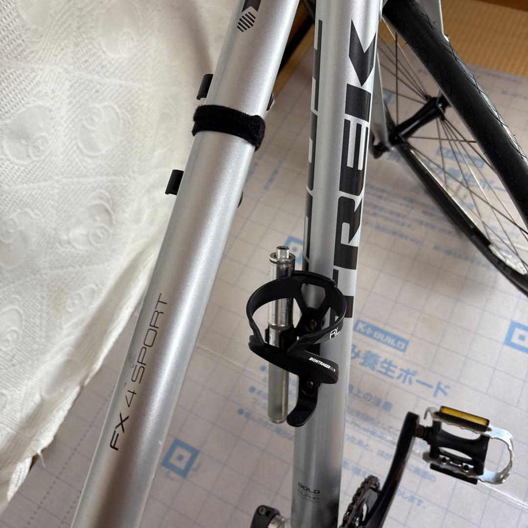 #TREK2017年モデル　FXS4 #クロスバイク シルバー