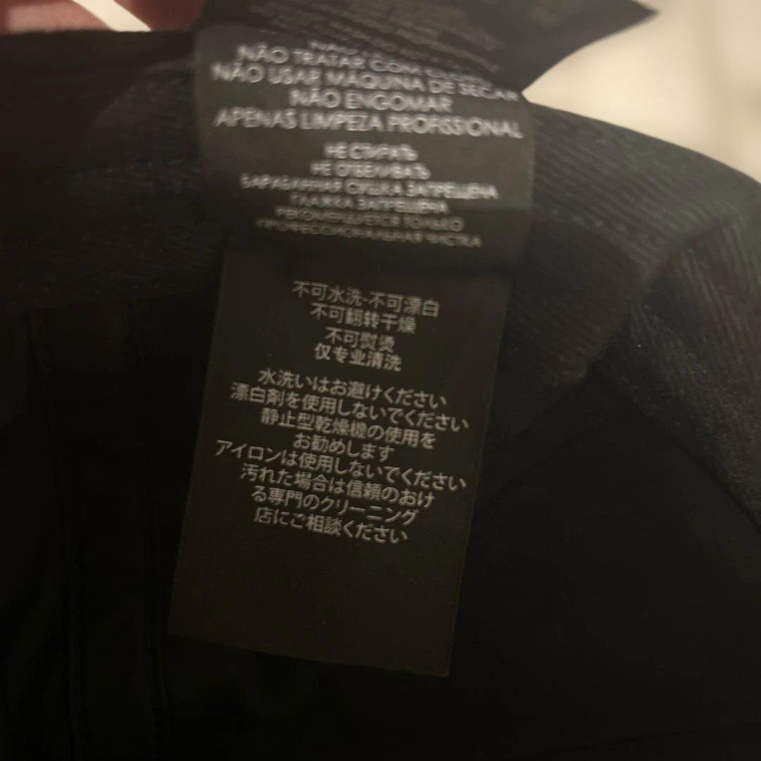 BALENCIAGA ベースボールキャップ ブラック