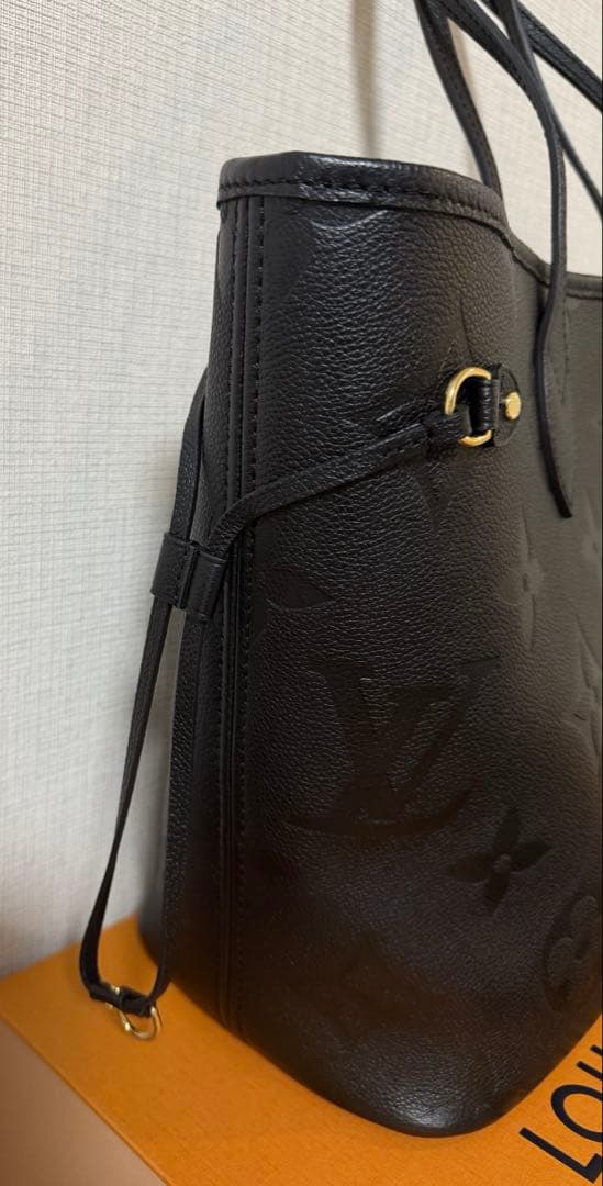 【ルイヴィトン】ネヴァーフルmm ノワール モノグラムアンプラント ショルダー